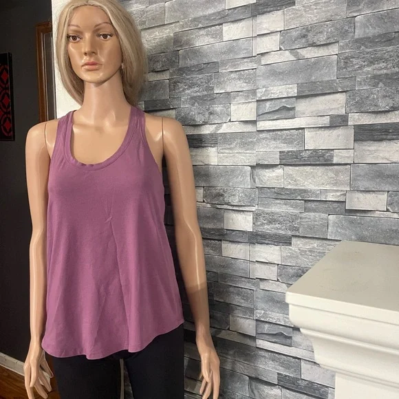 Lululemon" Tank Top - Picture 7 of 14
